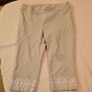 Stylish Cropped Pants with Embroidered Hem